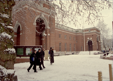 Kensington Central Library in winter